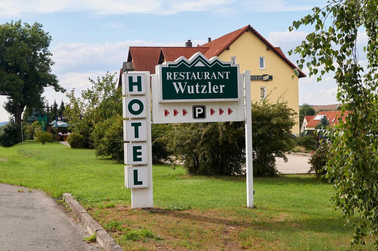 Hotel Wutzler Miesitz Exterior photo